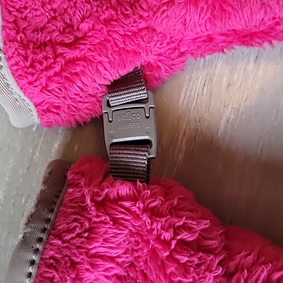 Girls The North Face brand Denali Pink Hat and Glove Warm Winter Set Sz S - Picture 7 of 10